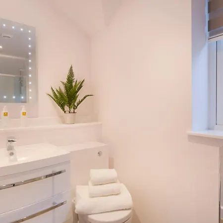 Lexington House - 5 Star - Stylish Barn Conversion Holiday home Bowness-on-Windermere