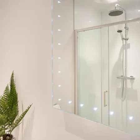 Lexington House - 5 Star - Stylish Barn Conversion Holiday home